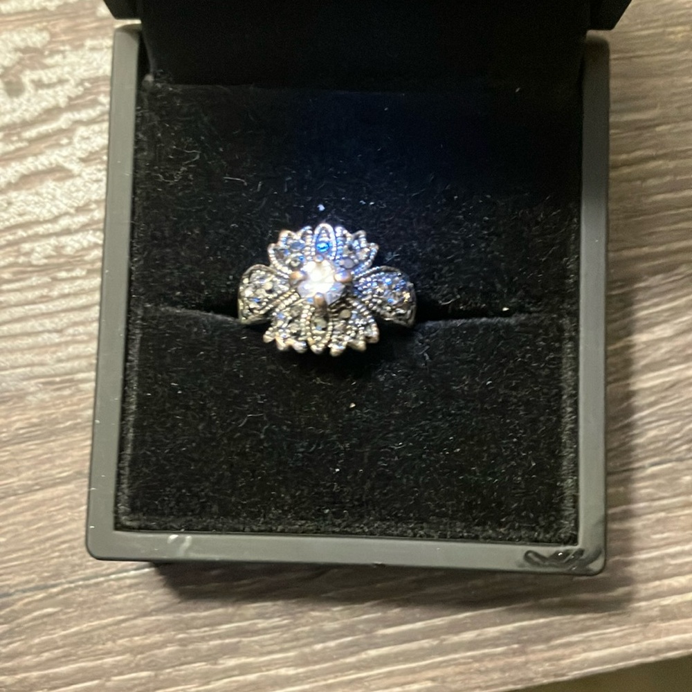 Marqusite ring